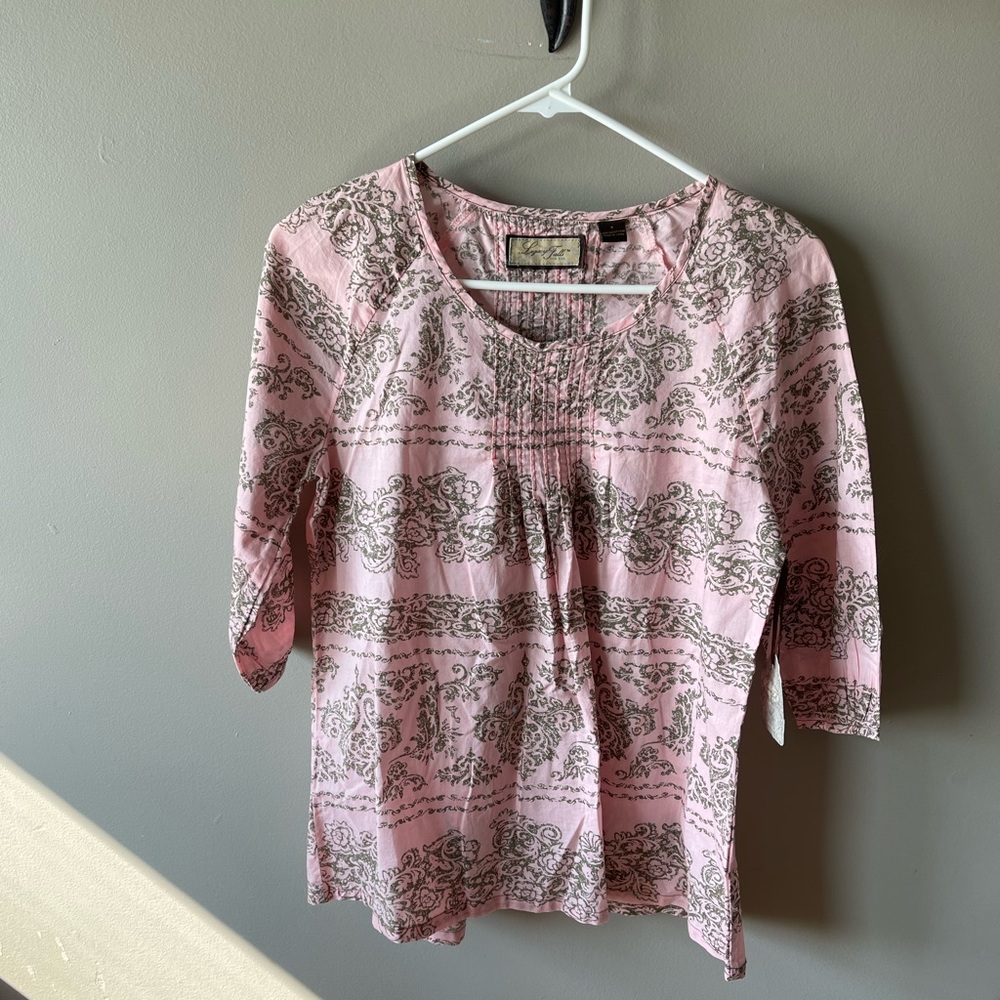 Lightweight cute 100% cotton shirt